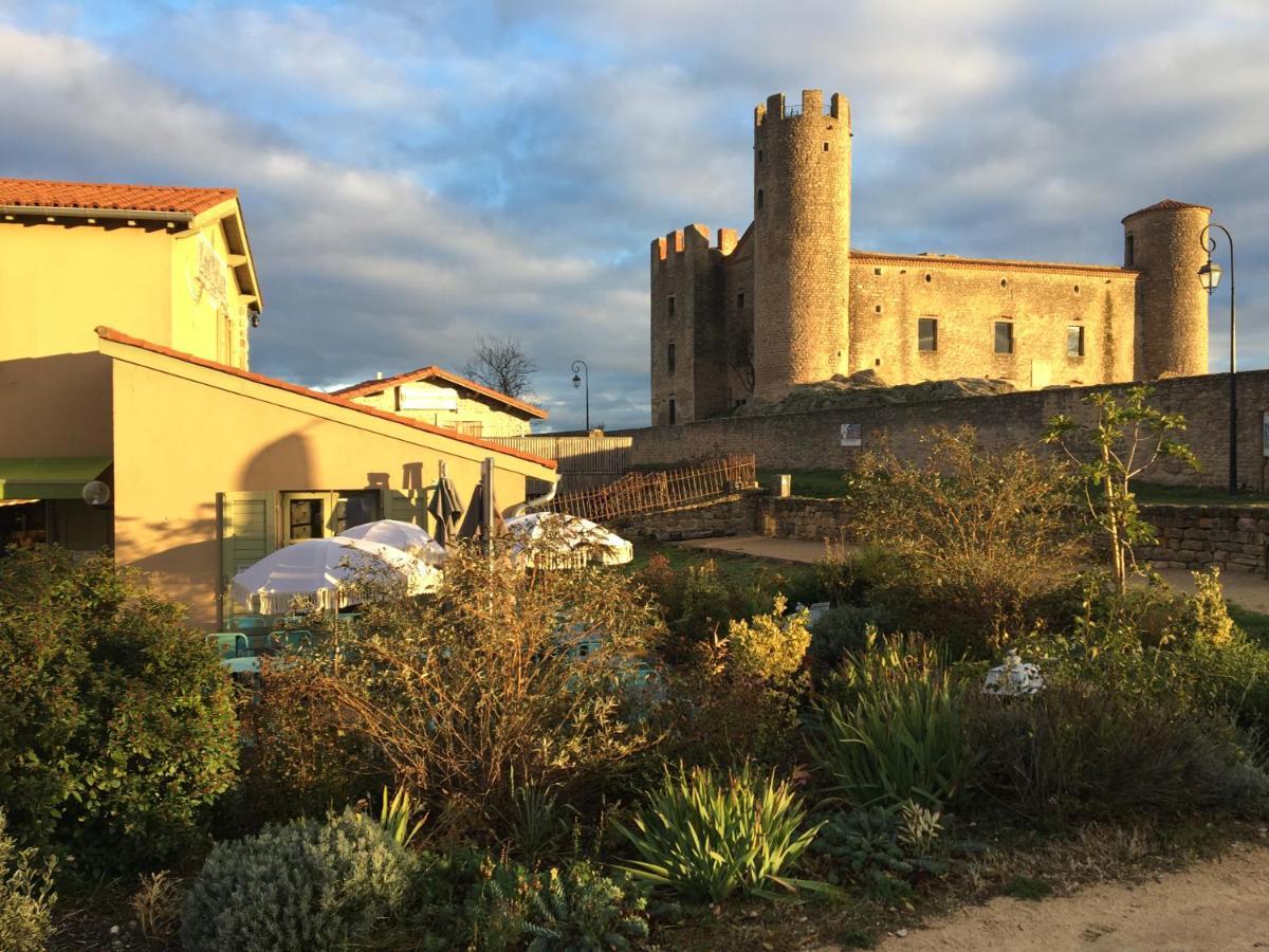 Ess'Folie Gite Chambles Bagian luar foto